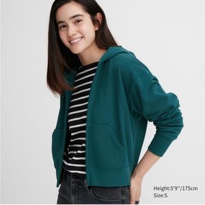 Uniqlo Full-Zip Long-Sleeve Hoodie green size large